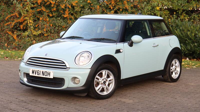 MINI HATCH 1.6 One Hatch