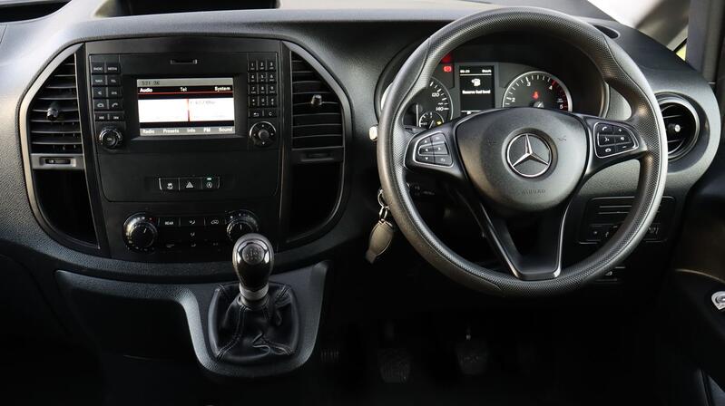 MERCEDES-BENZ VITO