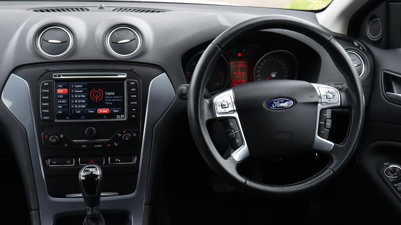 FORD MONDEO