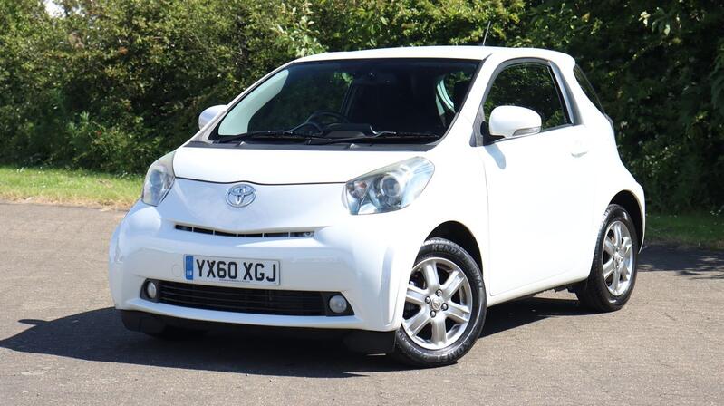 TOYOTA IQ