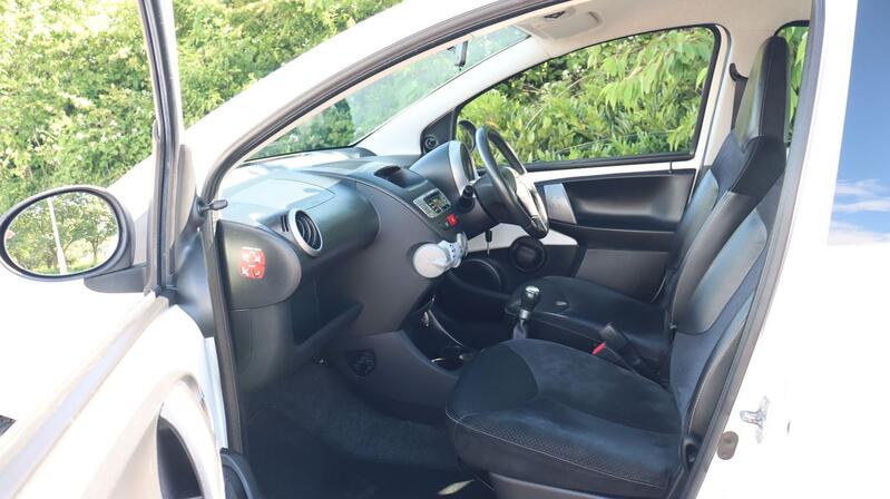 TOYOTA AYGO