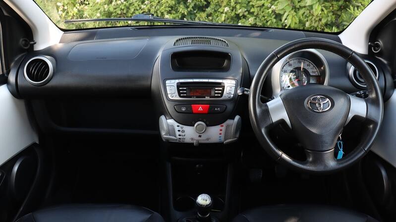 TOYOTA AYGO