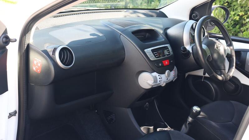 TOYOTA AYGO