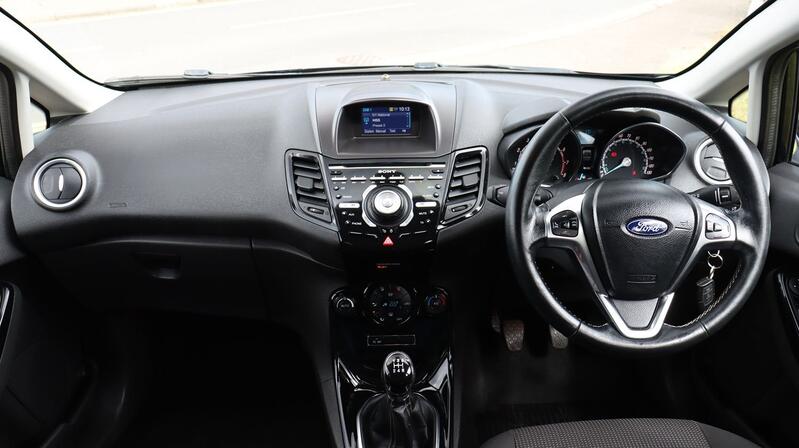 FORD FIESTA