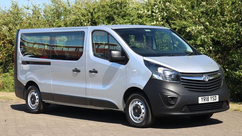 VAUXHALL VIVARO