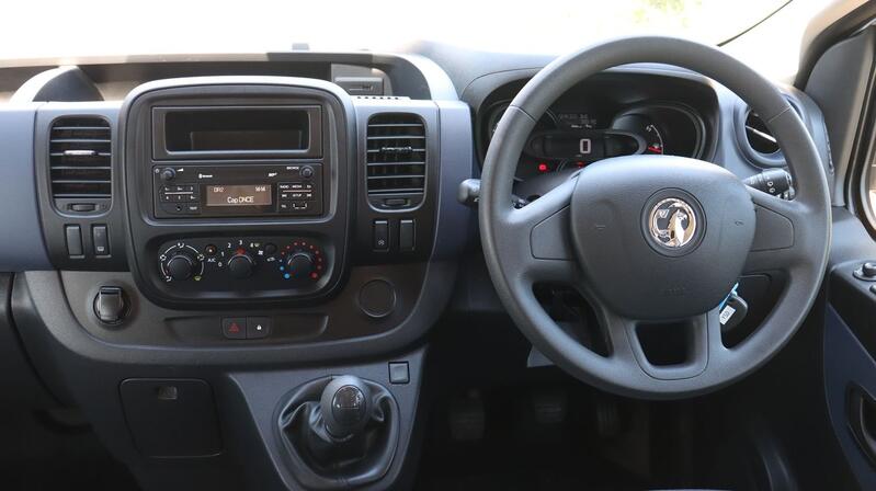VAUXHALL VIVARO