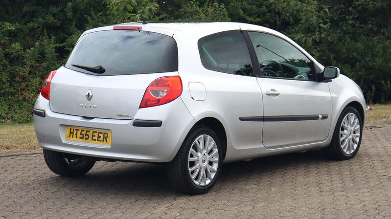 RENAULT CLIO