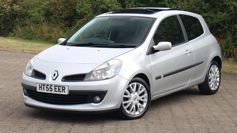 RENAULT CLIO
