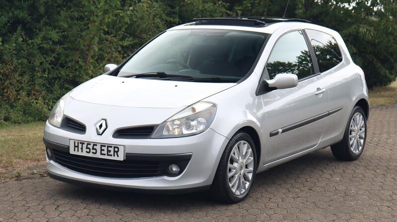 RENAULT CLIO