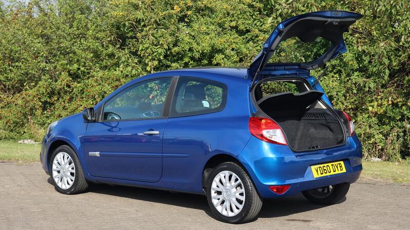 RENAULT CLIO