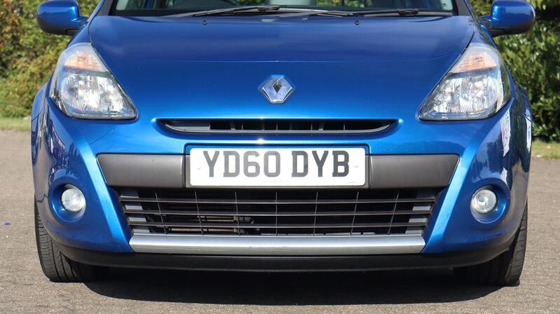 RENAULT CLIO