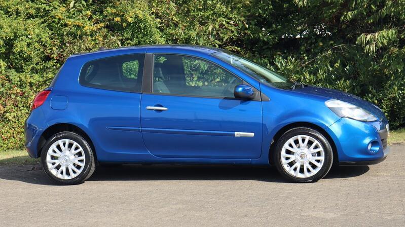 RENAULT CLIO