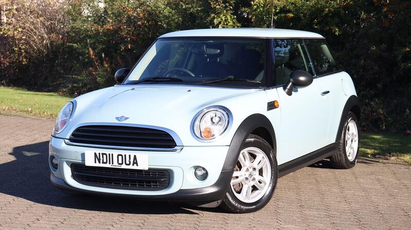 MINI HATCH 1.6 One Hatch