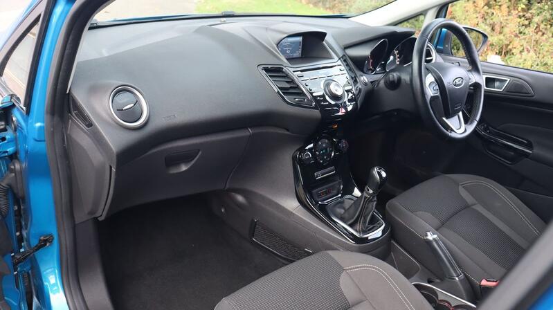 FORD FIESTA