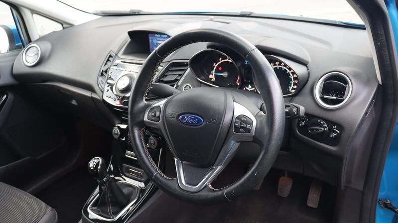 FORD FIESTA