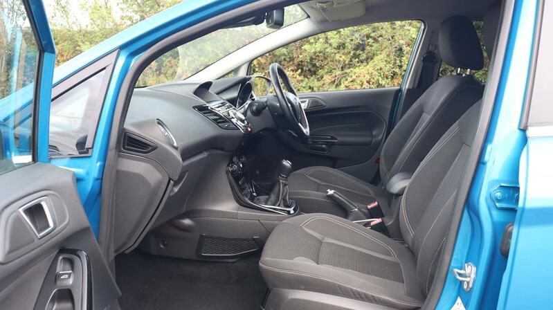 FORD FIESTA