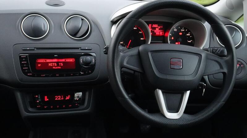 SEAT IBIZA