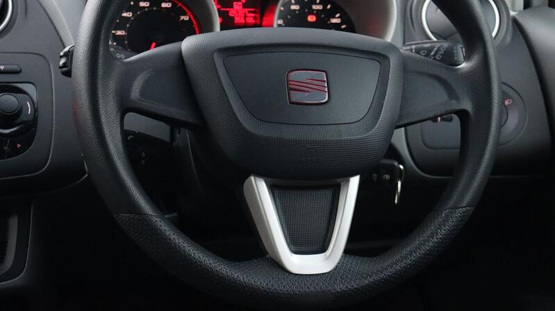 SEAT IBIZA