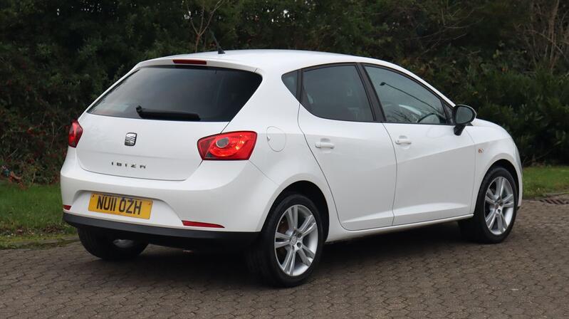 SEAT IBIZA