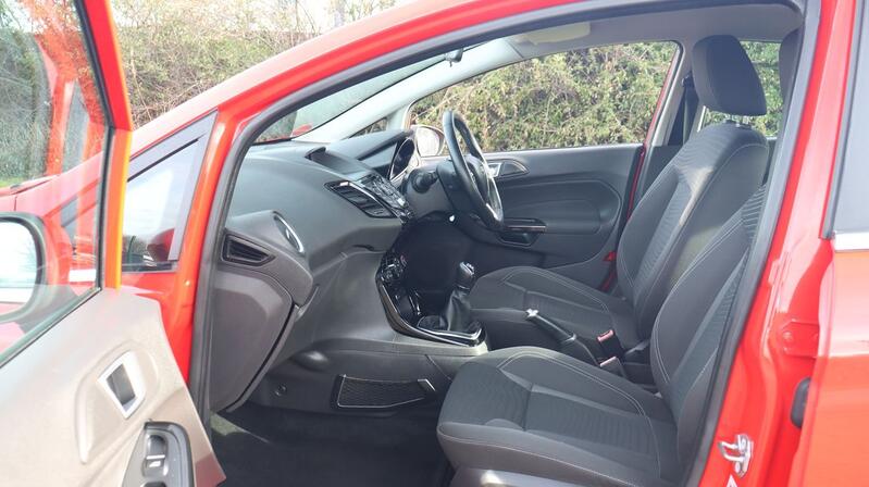 FORD FIESTA