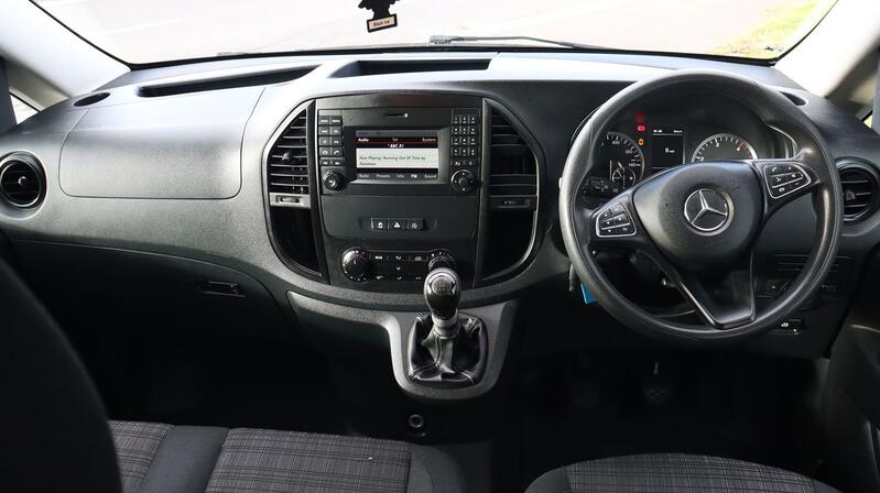 MERCEDES-BENZ VITO
