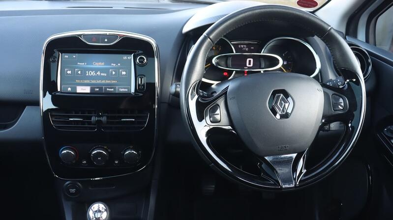 RENAULT CLIO