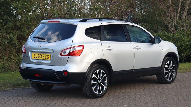 NISSAN QASHQAI+2