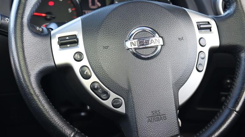 NISSAN QASHQAI+2