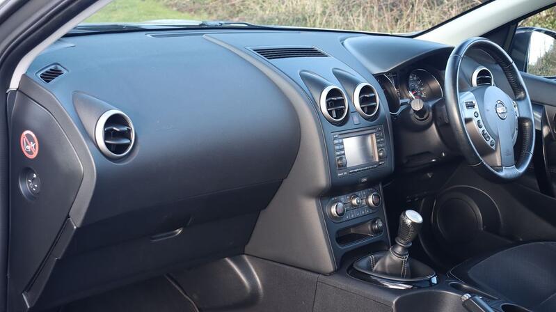NISSAN QASHQAI+2