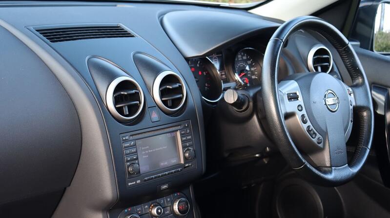 NISSAN QASHQAI+2