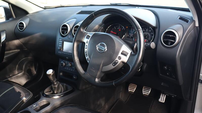 NISSAN QASHQAI+2