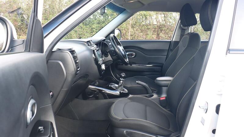 KIA SOUL