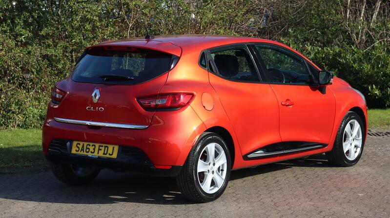 RENAULT CLIO