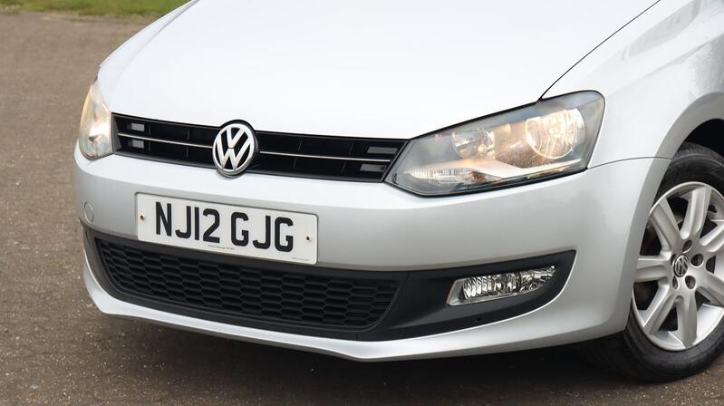 VOLKSWAGEN POLO