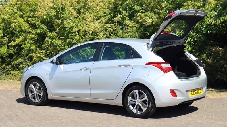 HYUNDAI I30