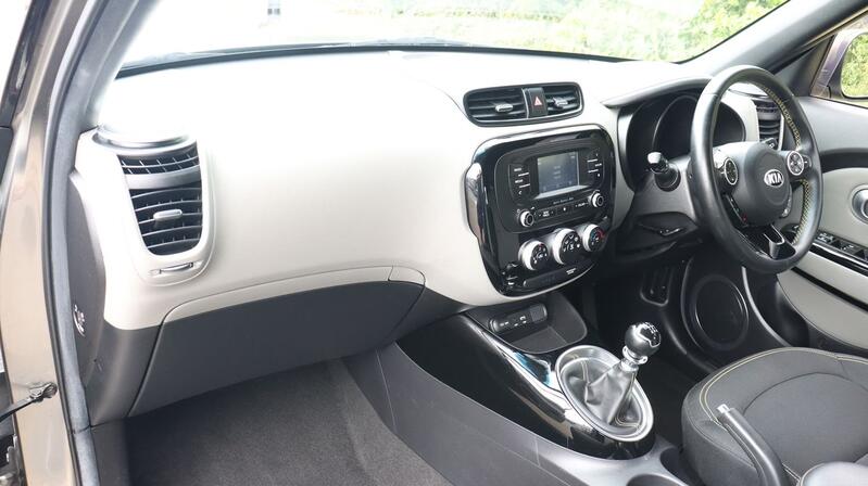 KIA SOUL