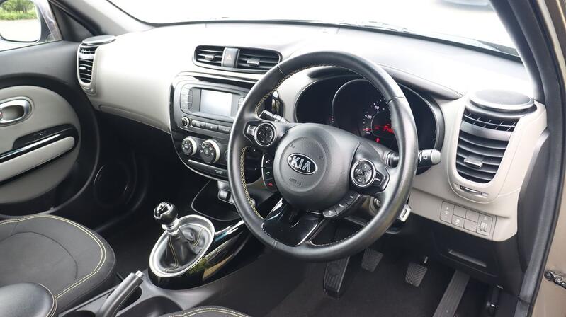 KIA SOUL