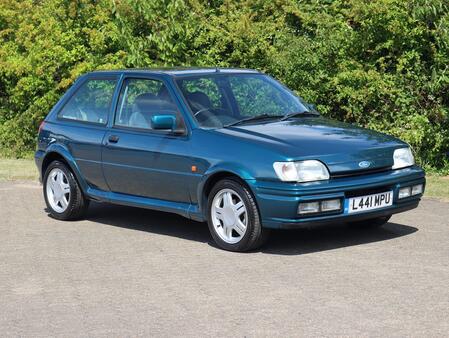 FORD FIESTA 1.8