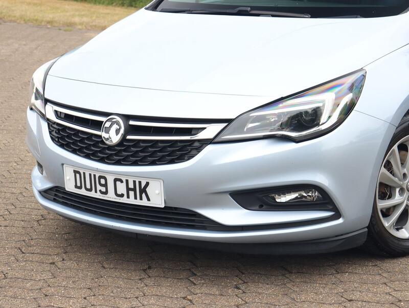 VAUXHALL ASTRA