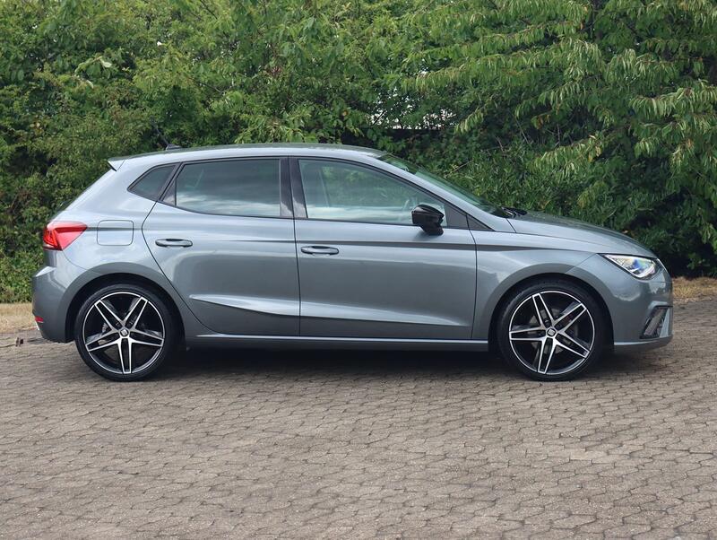 SEAT IBIZA