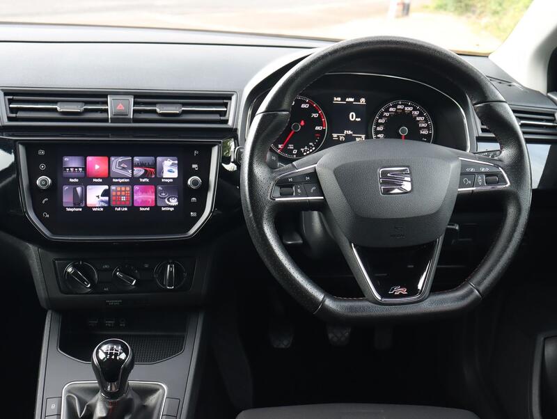 SEAT IBIZA
