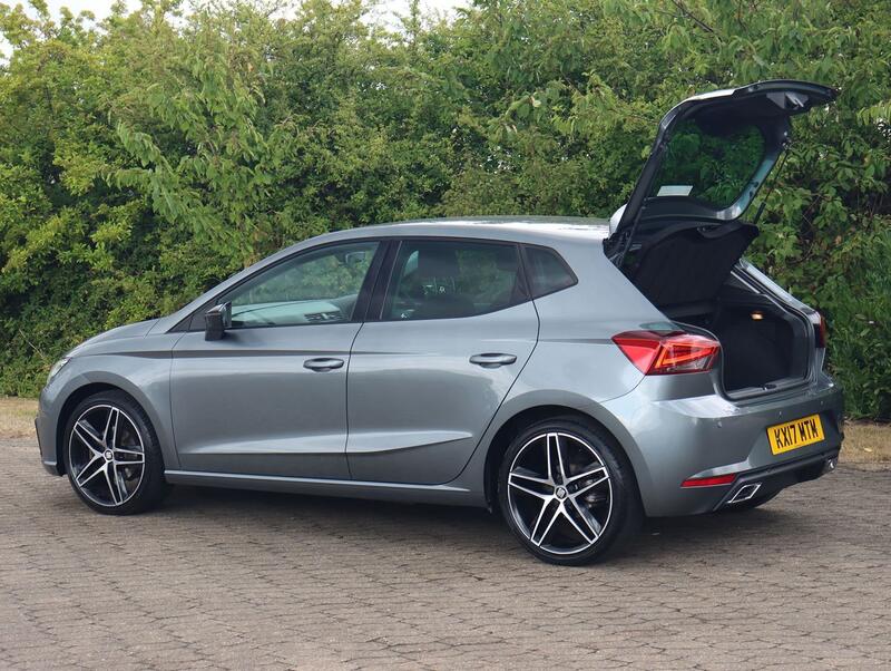 SEAT IBIZA