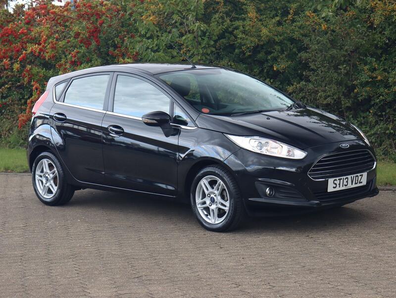 FORD FIESTA 1.0 T EcoBoost Zetec